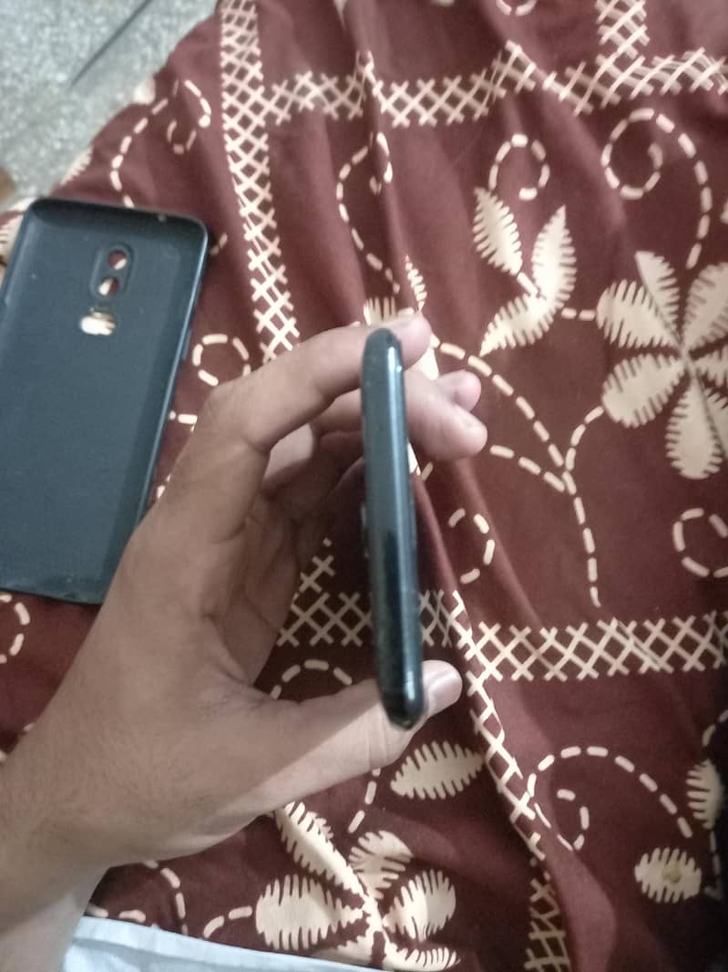 One Plus 6 2