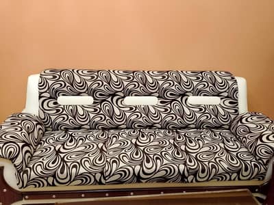 Seven Seater with Molty foam mattress condition 10/10