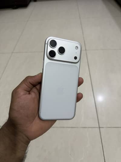 Apple iPhone 17 Pro Max Silver Physical Sim