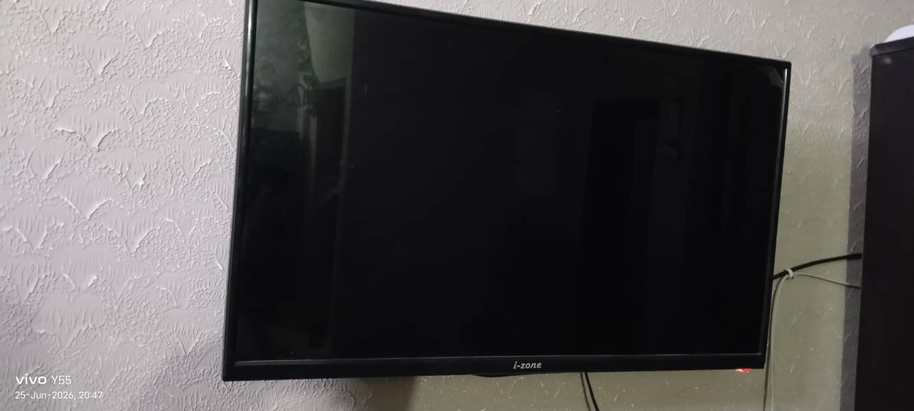 i-Zone LCD 0