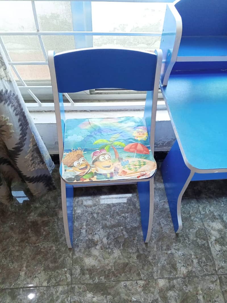 kids study table 4