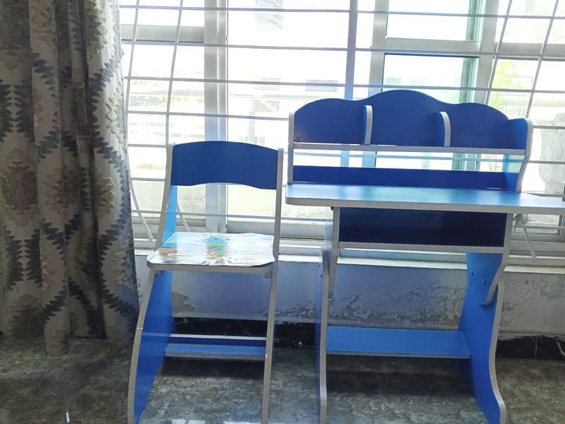 kids study table 5
