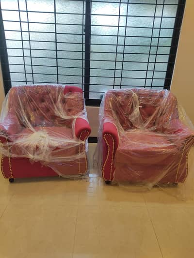 2 Single seater New sofa set available for sale with cushions