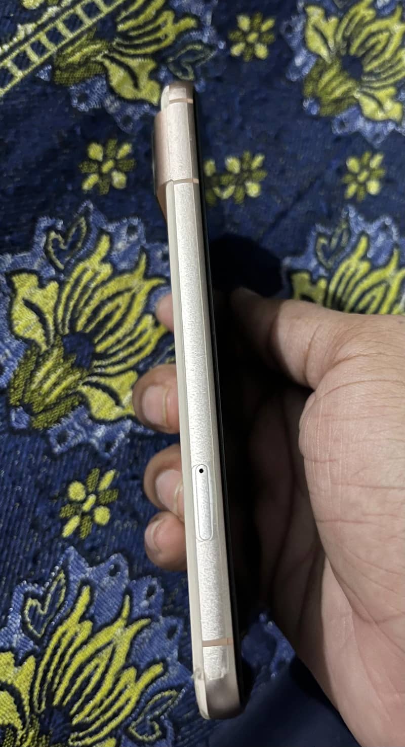 Google Pixel 8 1