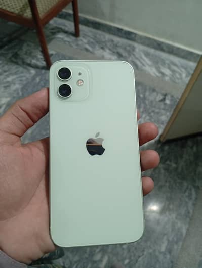 Apple iPhone 12