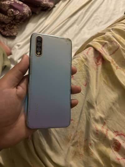 vivo s1