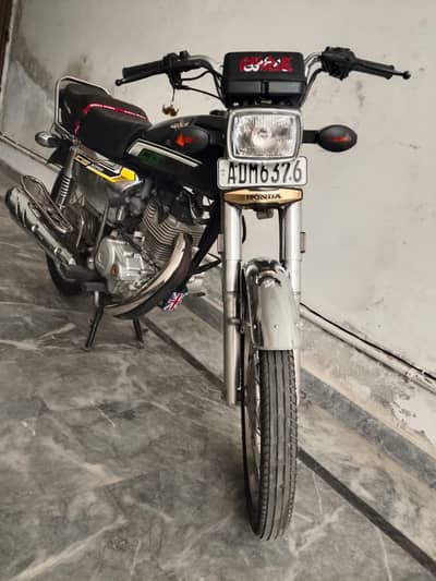 Honda CG125 Special Edition Sliver