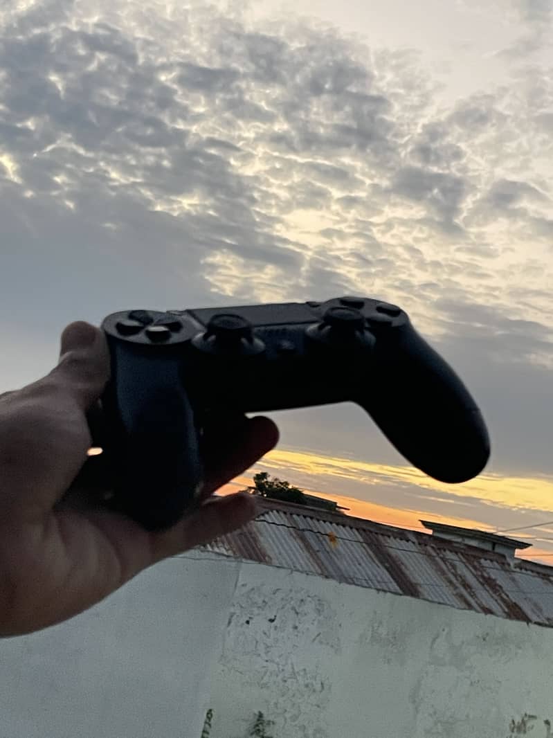 PS4 Slim 6