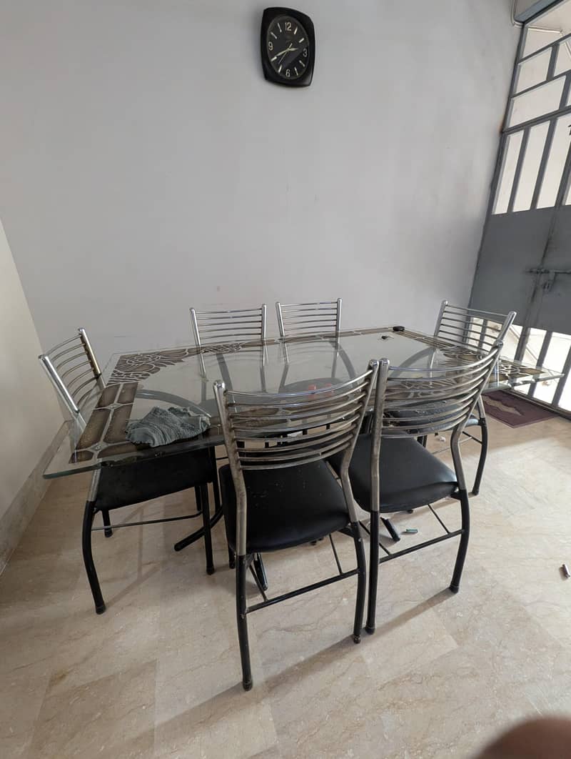DINING TABLE 2