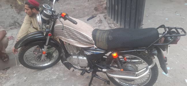 suzuki GS 150