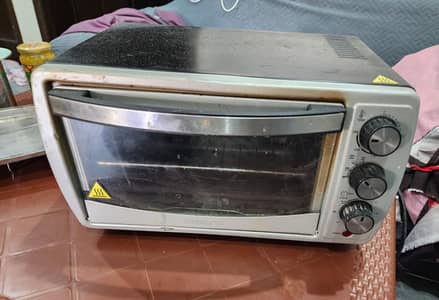 microwave oven