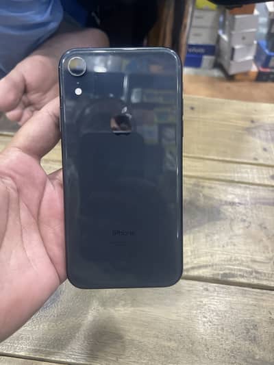 Apple iPhone XR