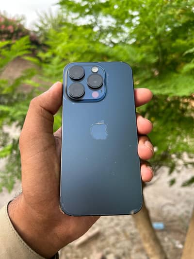 Apple iPhone 15 Pro