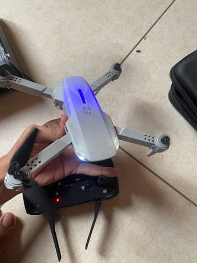 E88 Pro Drone with Remote, Battery & Carry Case | Needs Repair