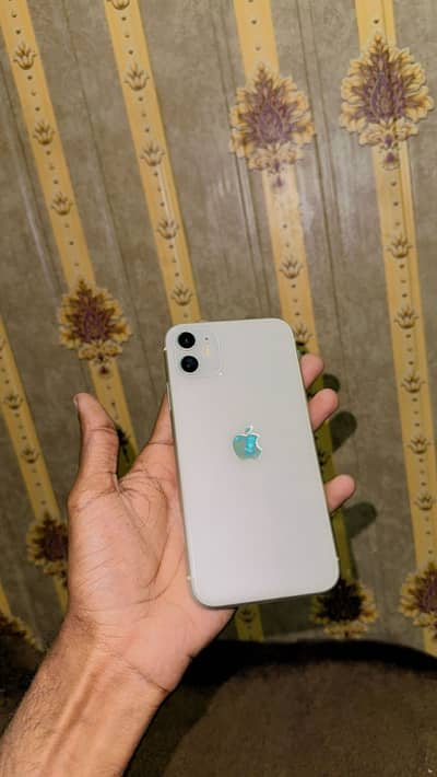 Apple iPhone 11