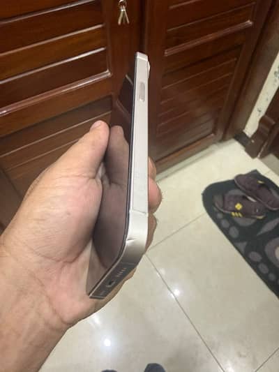 Apple iPhone 14