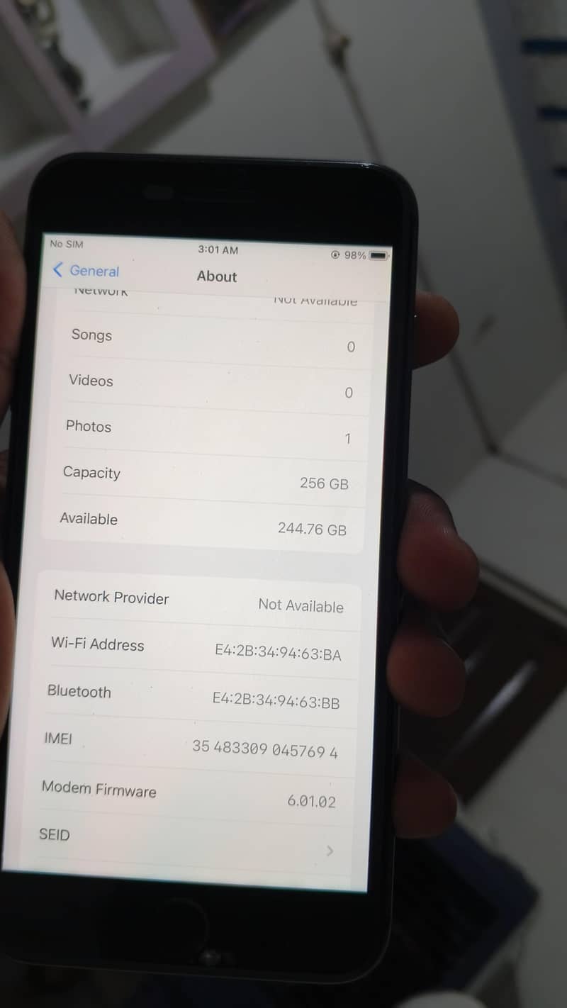 Apple iPhone 8 Plus 1