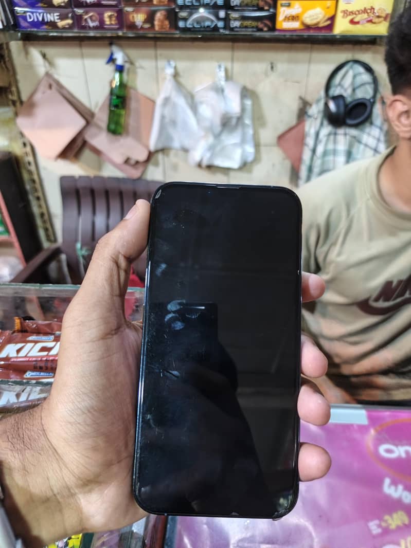 Apple iPhone 13 Pro Max 1