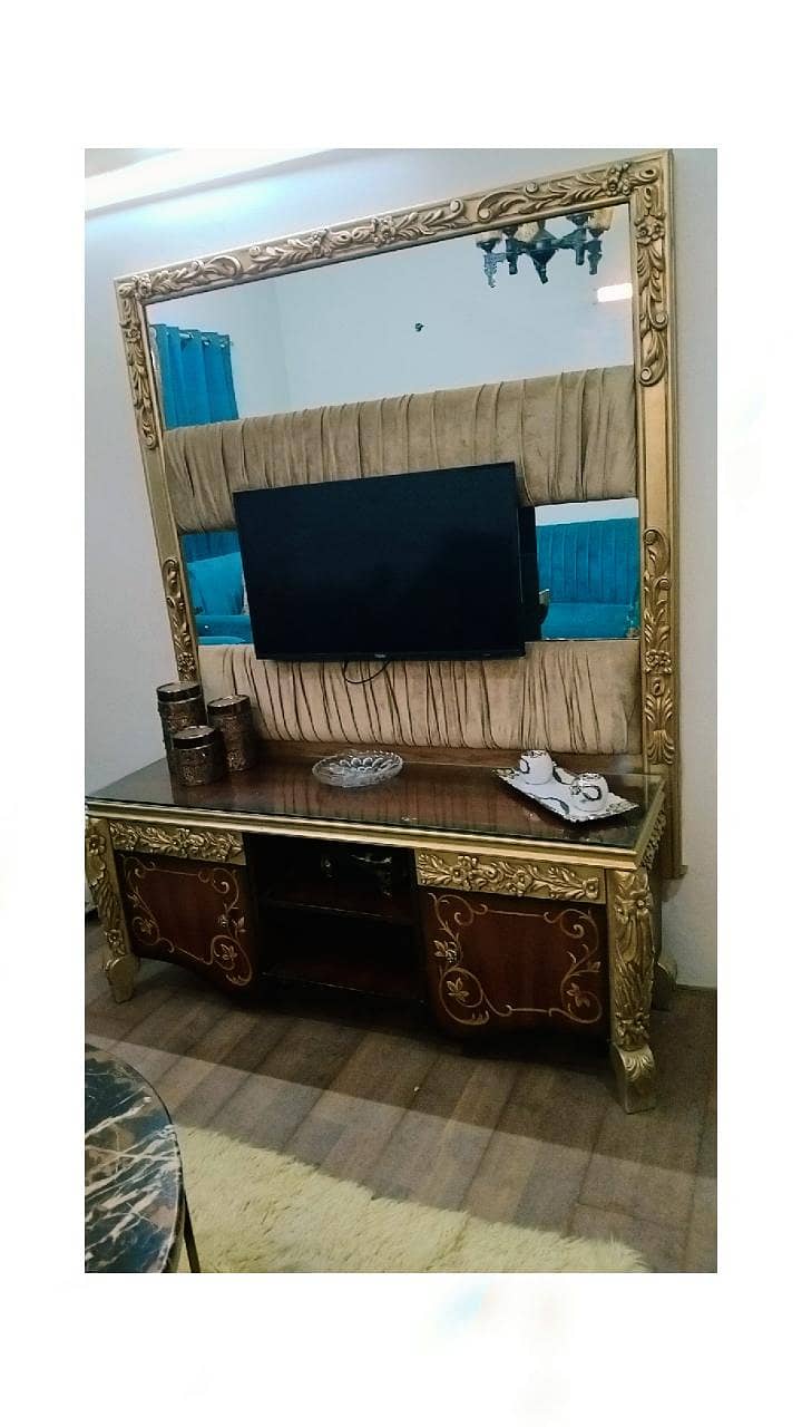 tv console 0