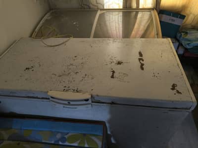 2 freezers for sale (not working)