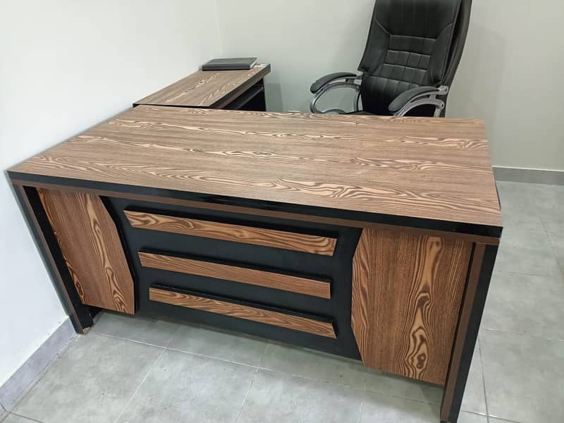 Study Table, laptop Table, Gaming Table, Executive Table, Table 9