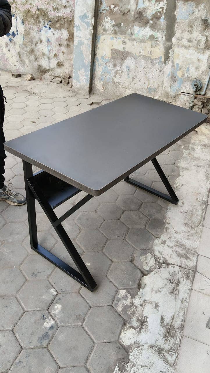 Study Table, laptop Table, Gaming Table, Executive Table, Table 10