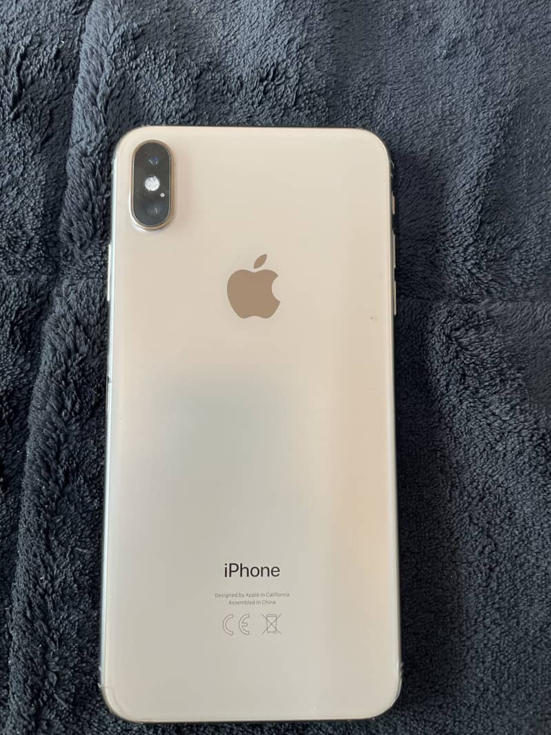 Apple iPhone XS Max 0