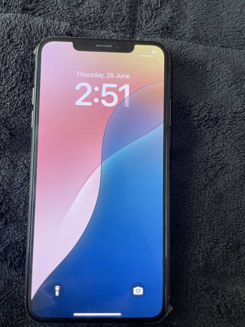 Apple iPhone XS Max 2