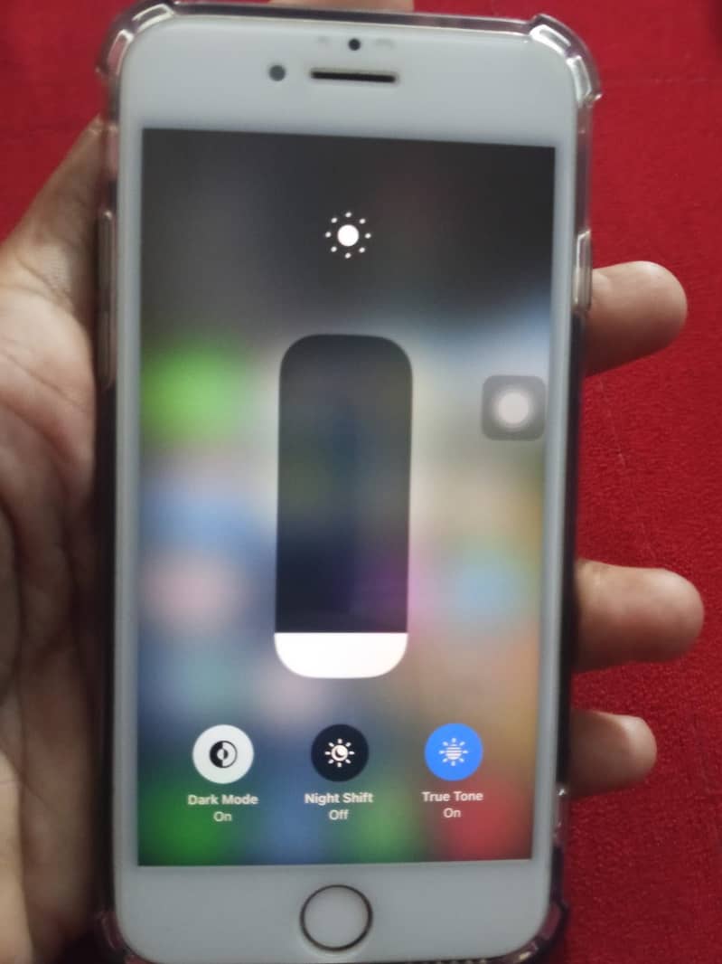 Apple iPhone 8 1