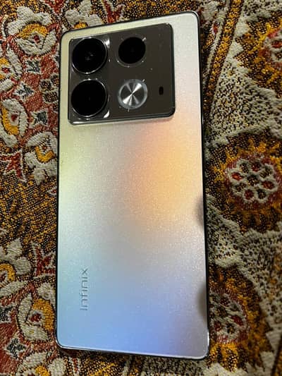 Infinix Note 40