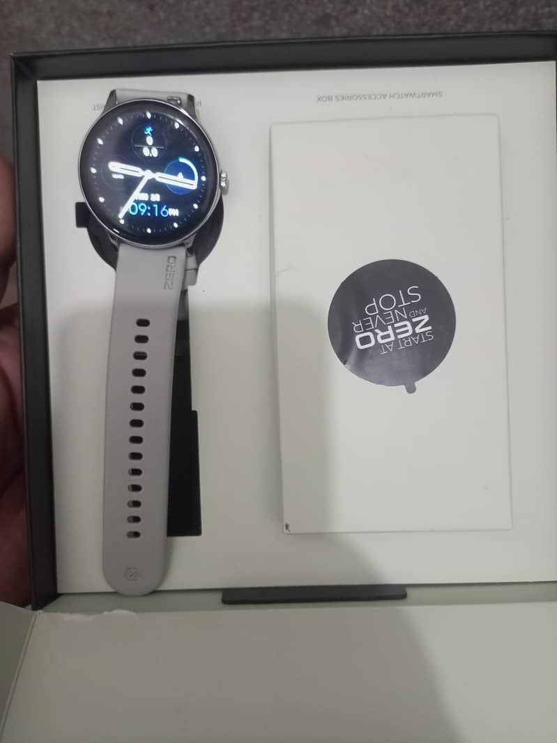 zero Luna watch 4