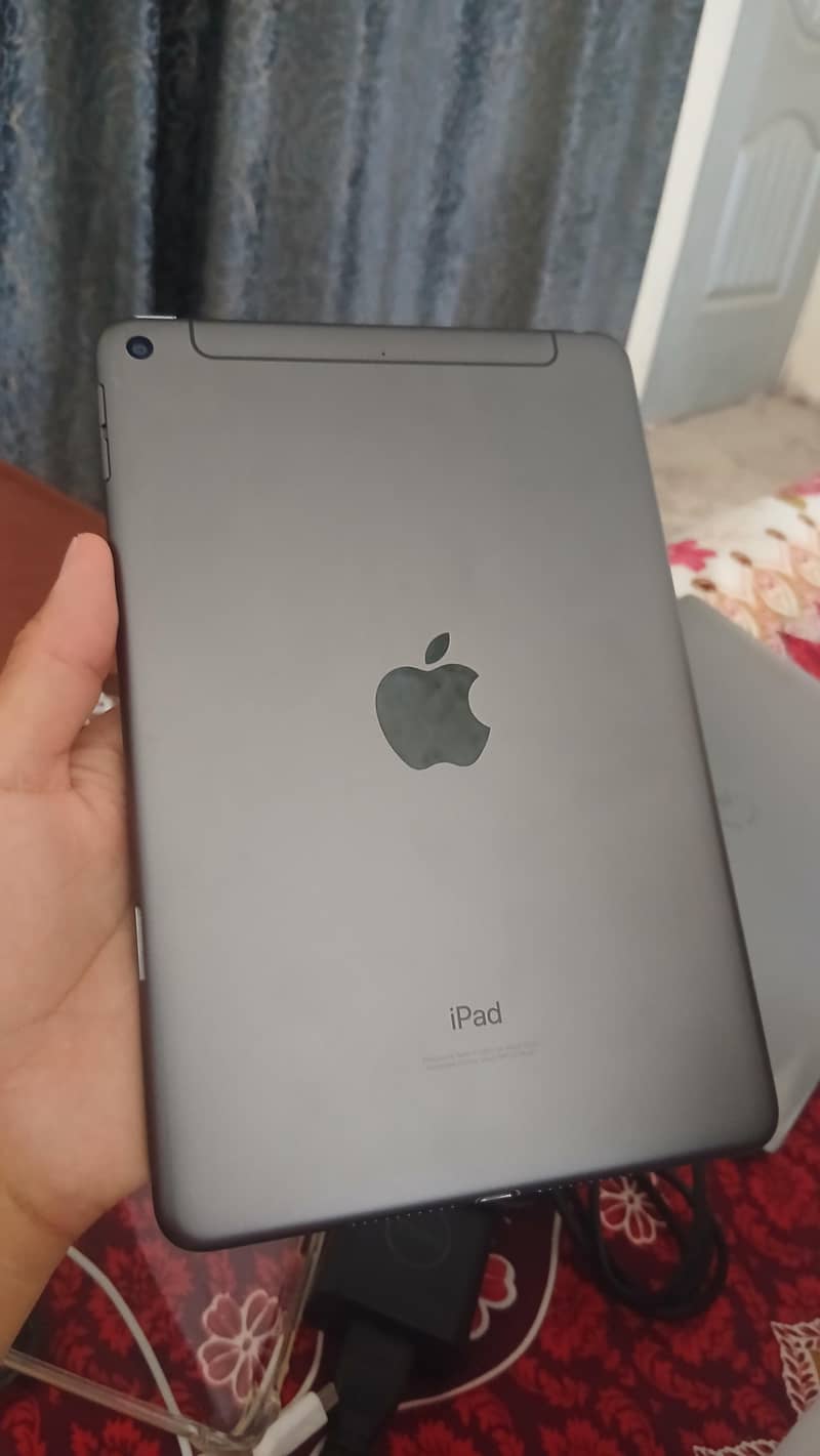 IPAD MINI 5 2