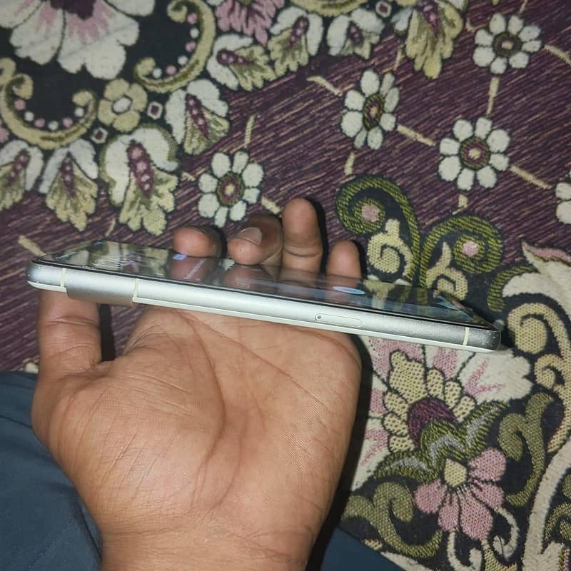 Google Pixel 7 2