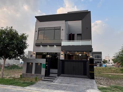 5 Marla Brand new House For Sale
