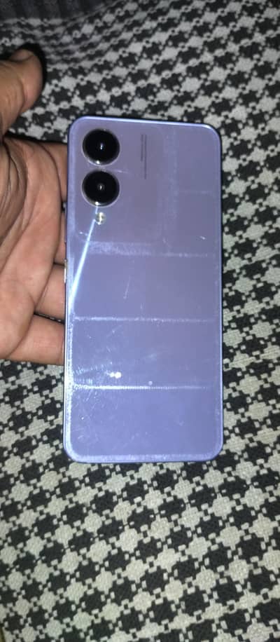 Vivo Y17s