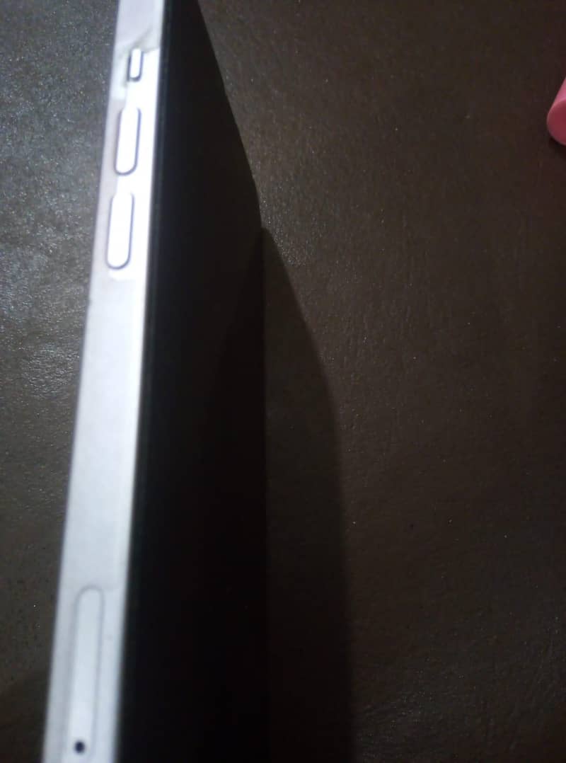 Apple iPhone 14 plus 0