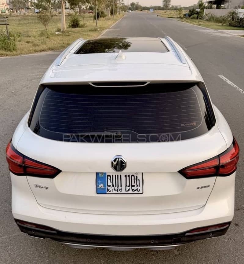 MG HS 2021 2
