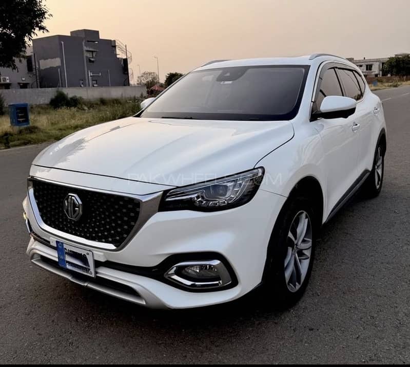 MG HS 2021 4