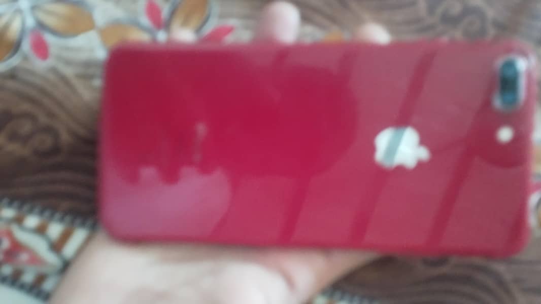 Apple iPhone 8 Plus 5