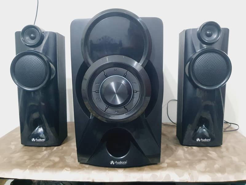 Audionic speaker good condition 4