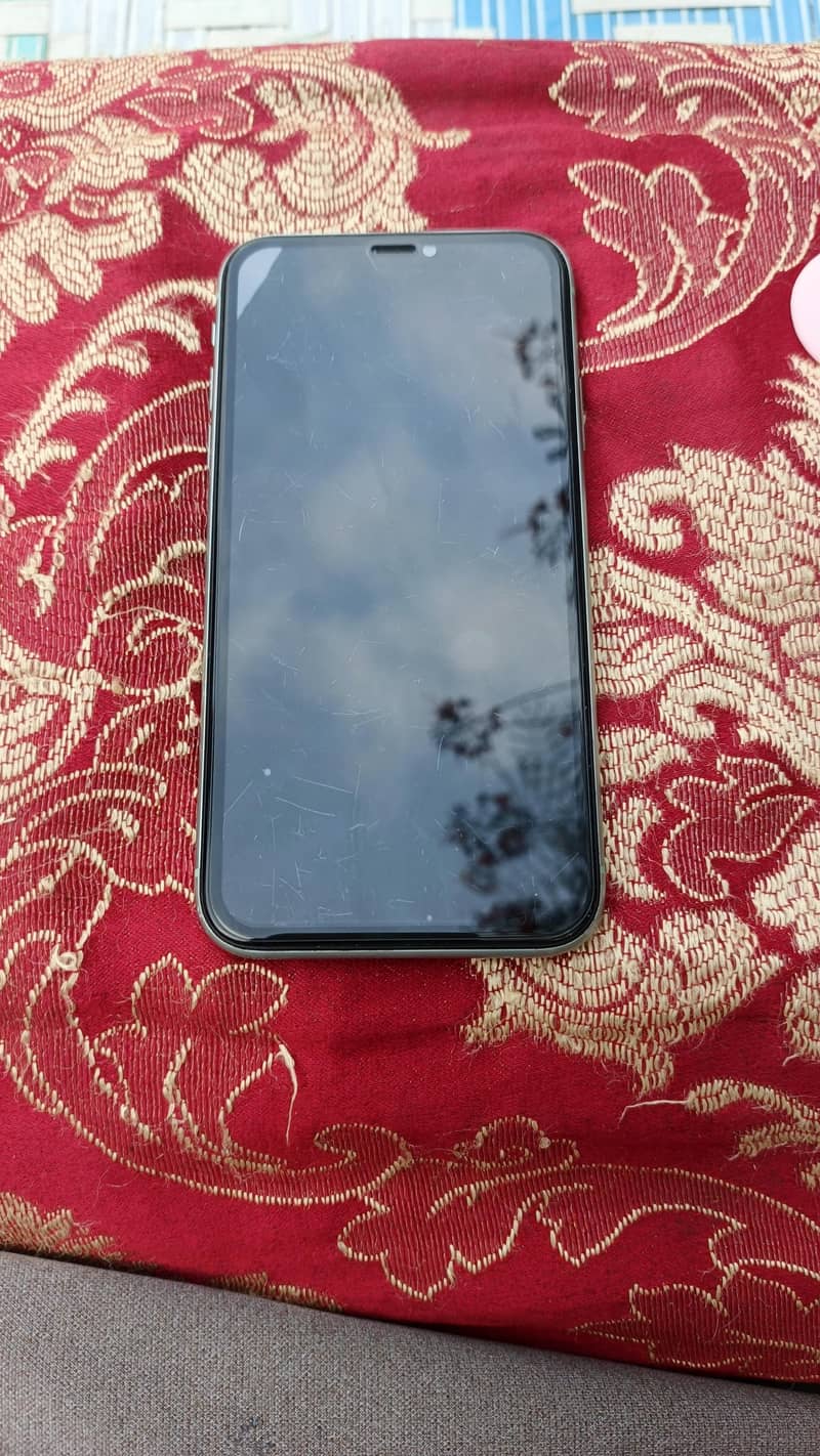 Apple iPhone 11 5