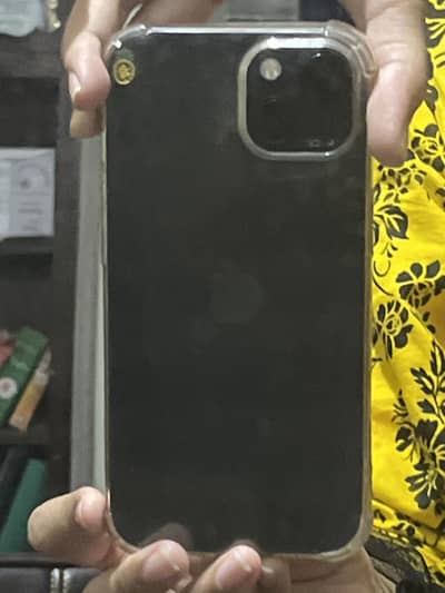 Apple iPhone 13