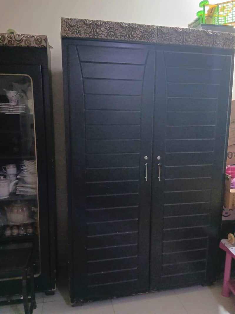 Wardrobe 0