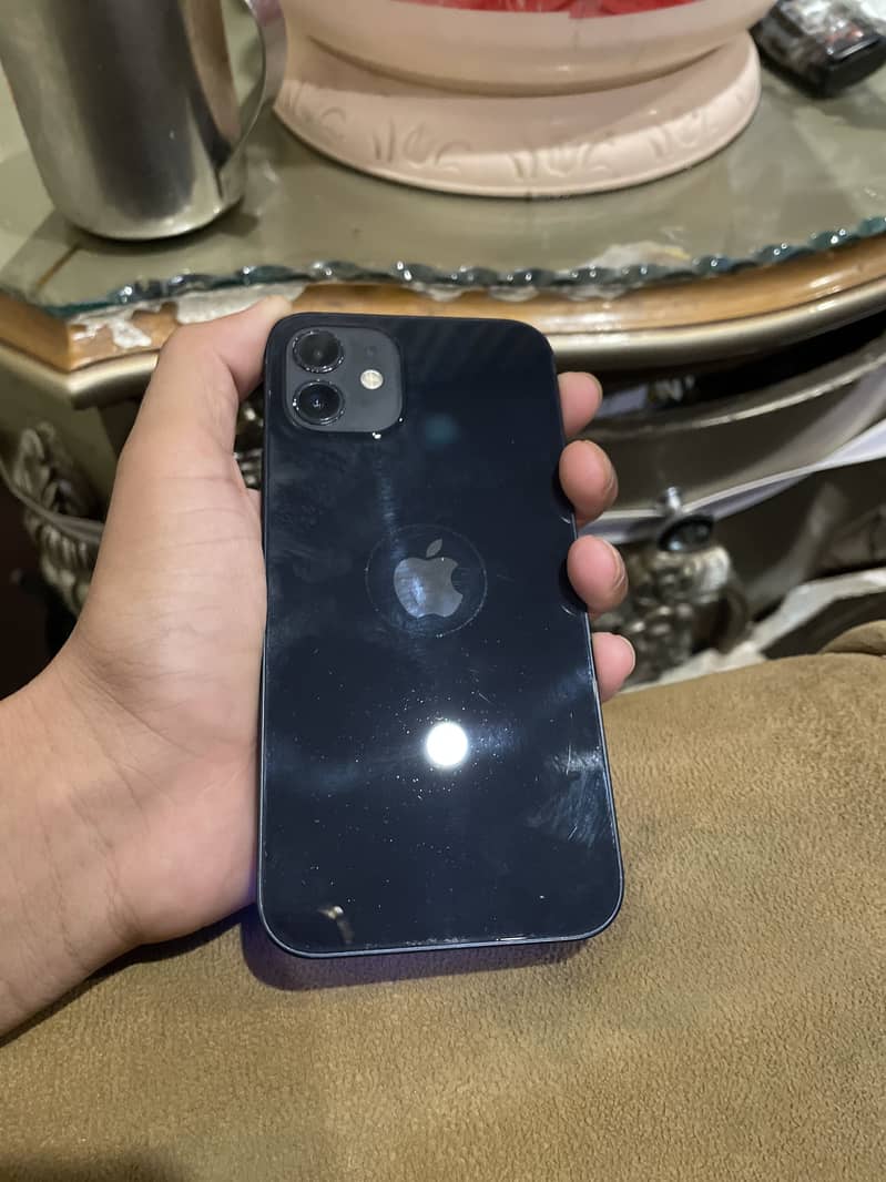 iPhone 12 6