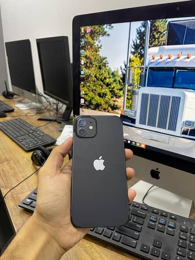 iPhone 12 factory unlock