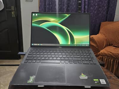Dell Vostro 7500 , Slim Gaming laptop, Huge battery