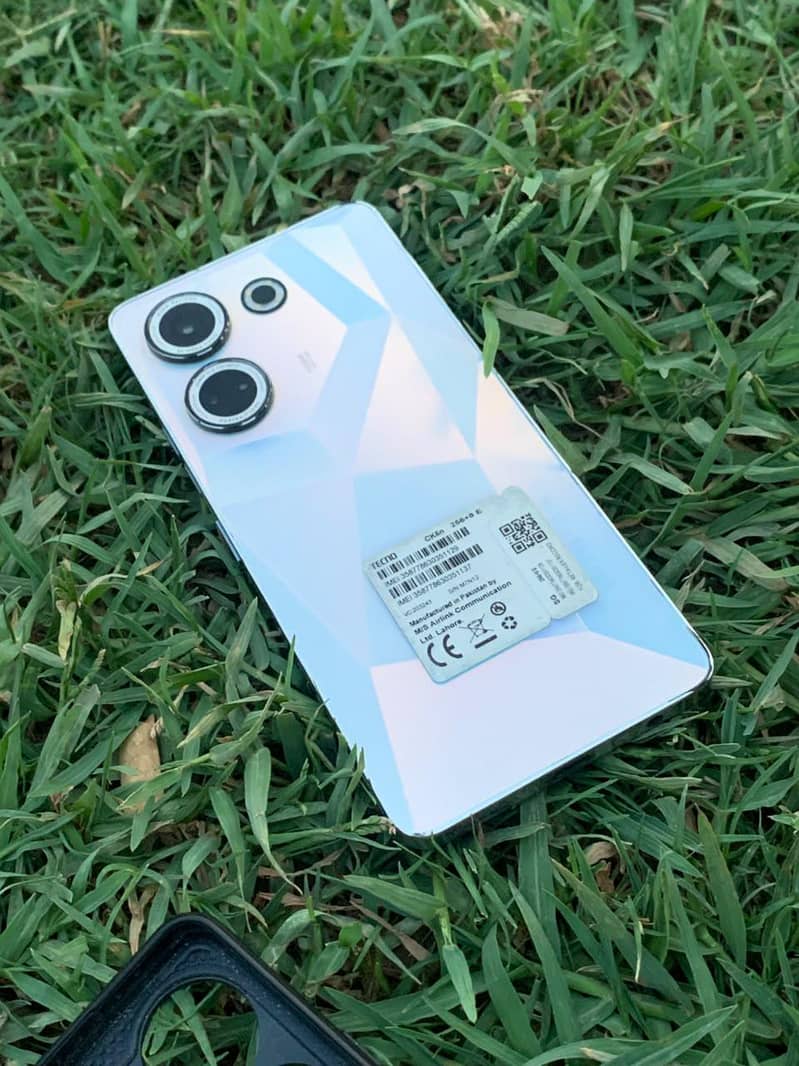 Tecno CAMON 20 0
