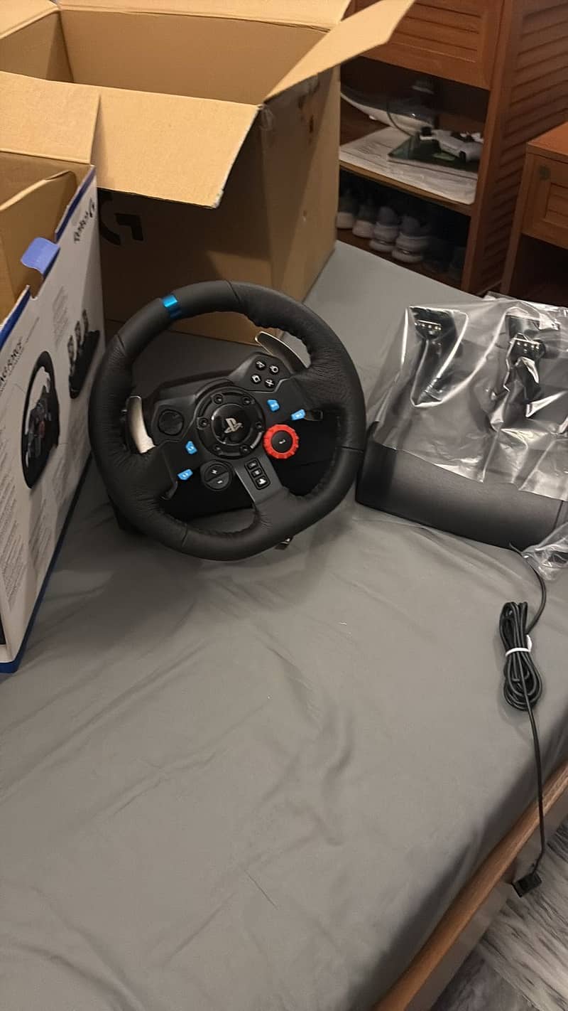 Logitech g29 10/10 condition 1