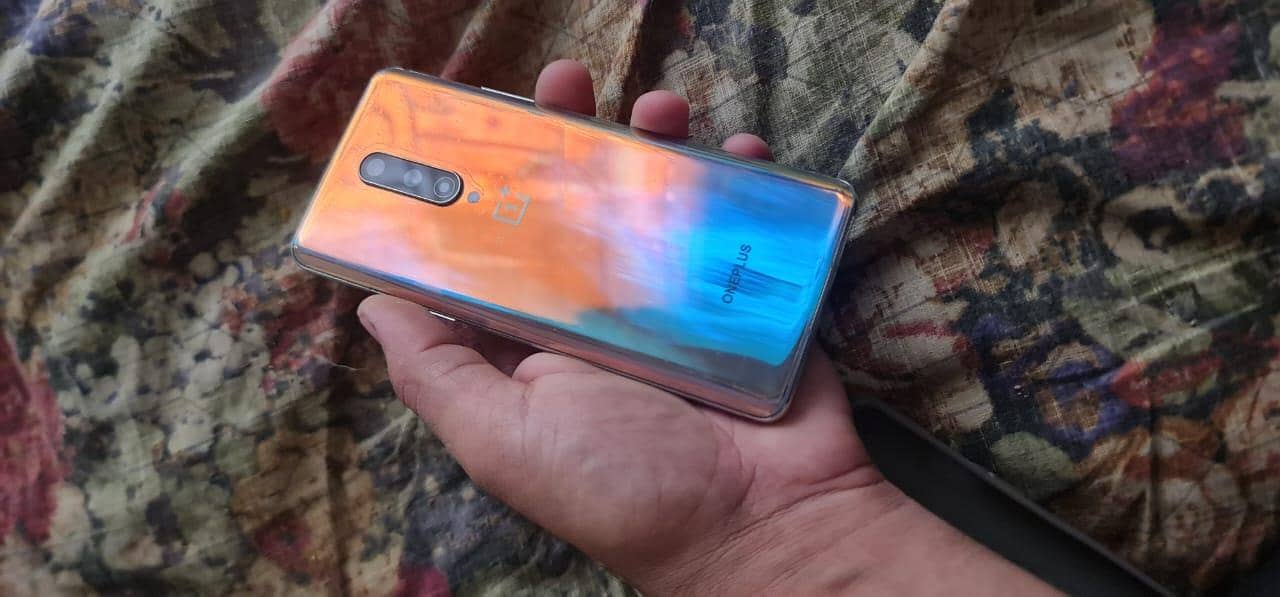 One Plus 8 5G 1