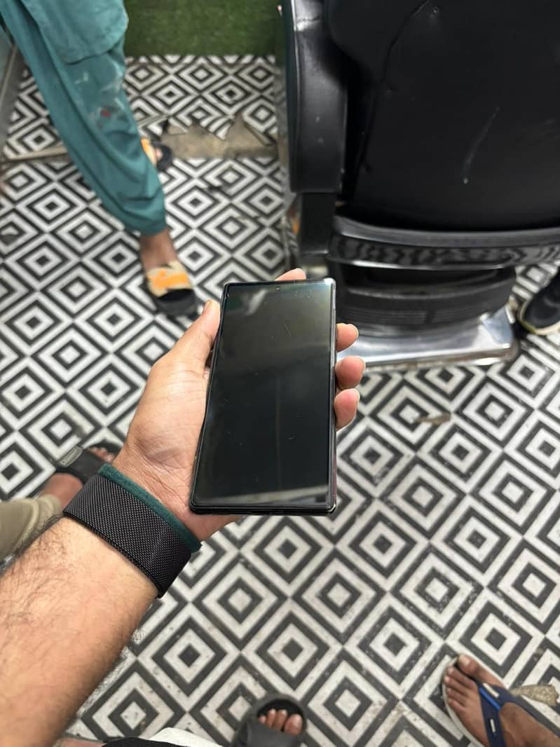 Google Pixel 6a 1